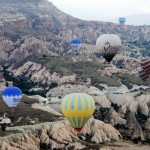 In mongolfiera in volo sulla Cappadocia 01