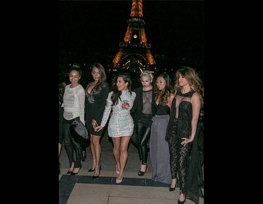 Kardashian Kanye West: matrimonio Instagram attesta delle foto ufficiali