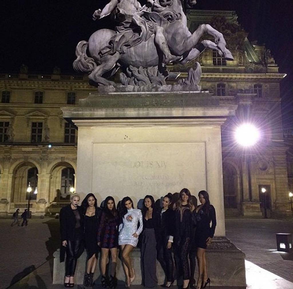 Kardashian Kanye West: matrimonio Instagram attesta delle foto ufficiali