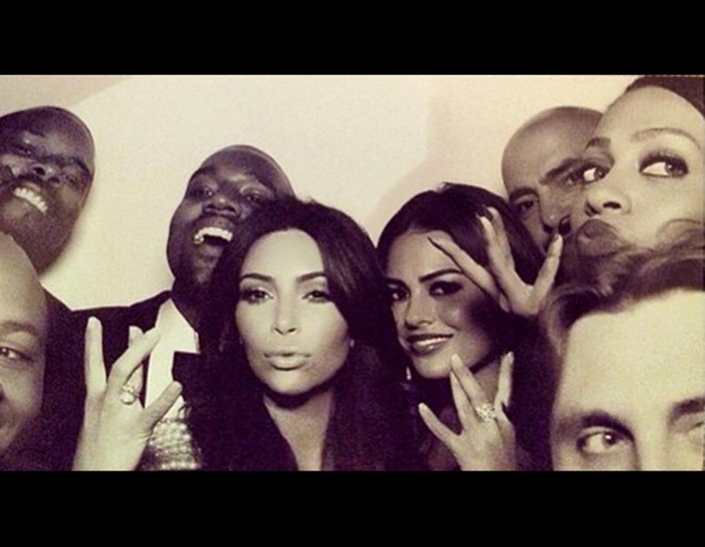 Kardashian Kanye West: matrimonio Instagram attesta delle foto ufficiali