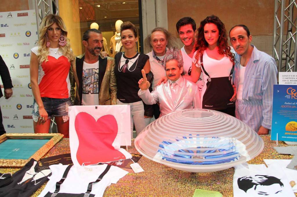 Valeria Marini, Antonio Brosio nuovo toyboy? party gelosa…