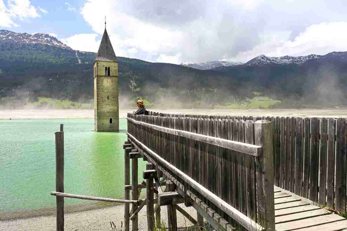 lago di resia Il lago italiano che nasconde un borgo fantasma