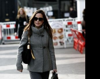 Look casual per Pippa Middleton per le strade di Londra 03