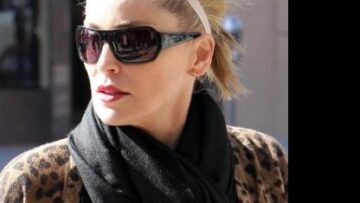 Sharon Stone leopard 03