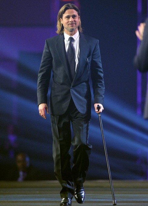 Brad Pitt bastone 05
