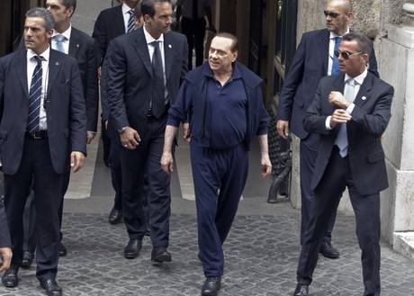 Berlusconi casual