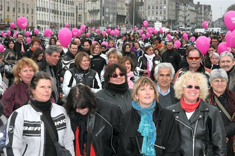 Donne motocicliste a Nantes04