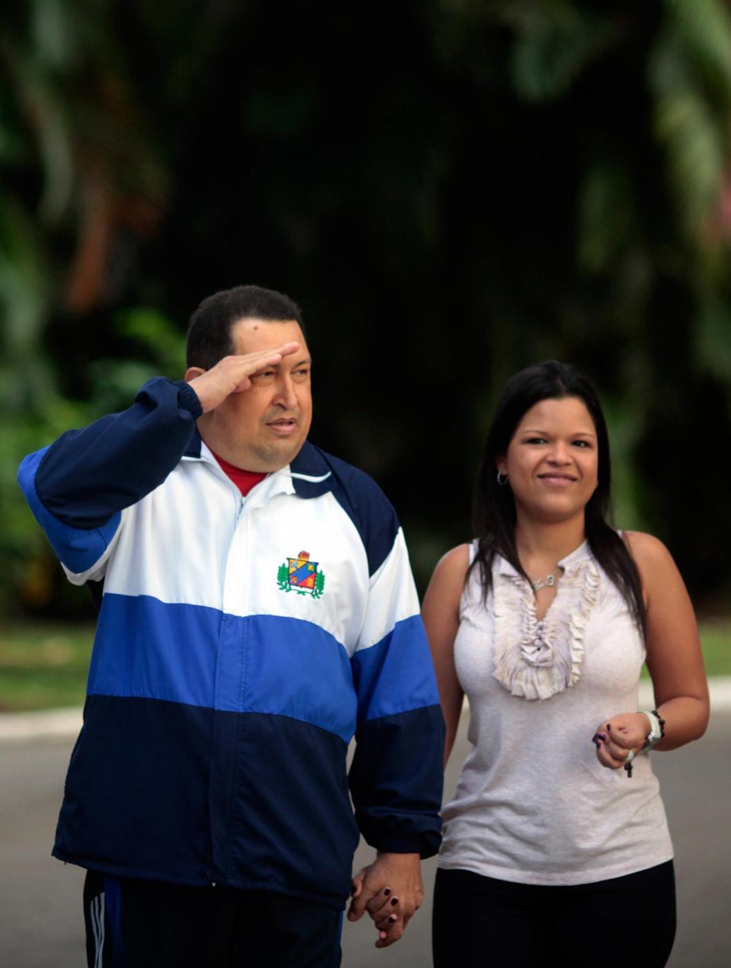 Chavez a Cuba con le figlie 03