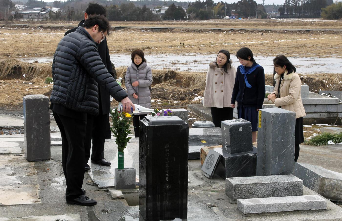 Giappone.Un anno dopo il terremoto e lo tsunami01