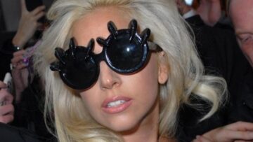 Lady Gaga all'aeroporto d New York 02