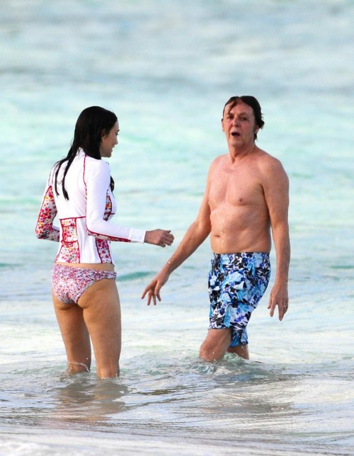 Sir Paul McCartney e Nancy Shevell a Saint Barts07