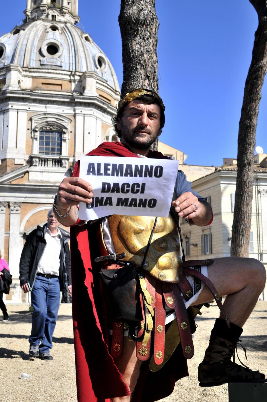 Protesta dei Centurioni vicino a piazza Venezia03