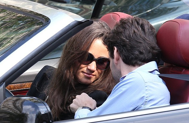 Pippa Middleton a Parigi 04