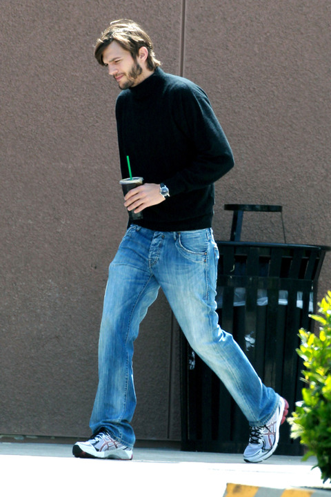 Ashton Kutcher Steve Jobs 01