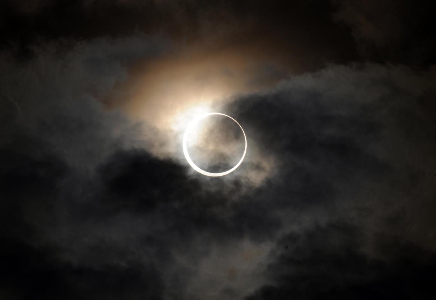 Spettacolare Eclissi sole 014
