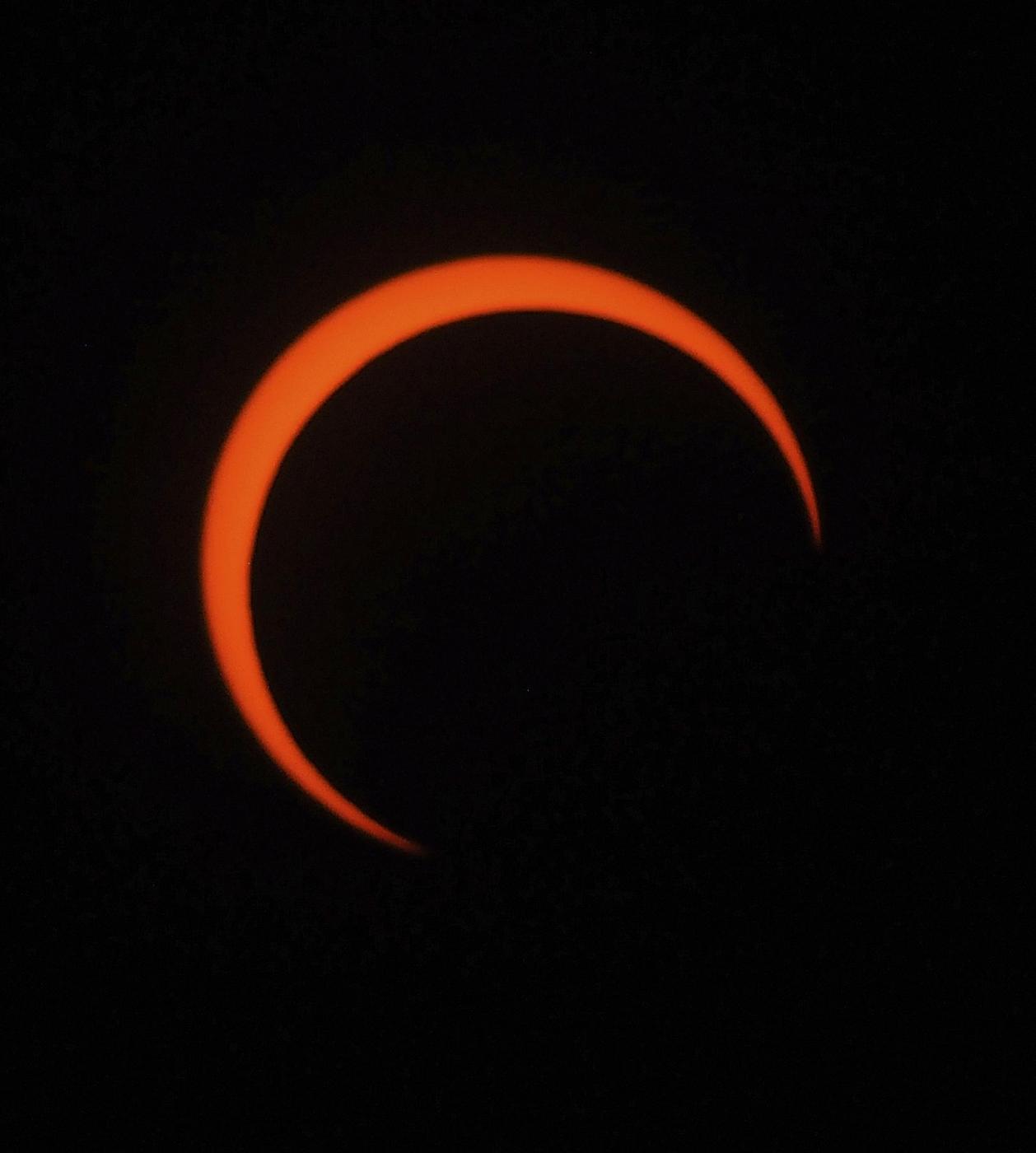 Spettacolare Eclissi sole 04
