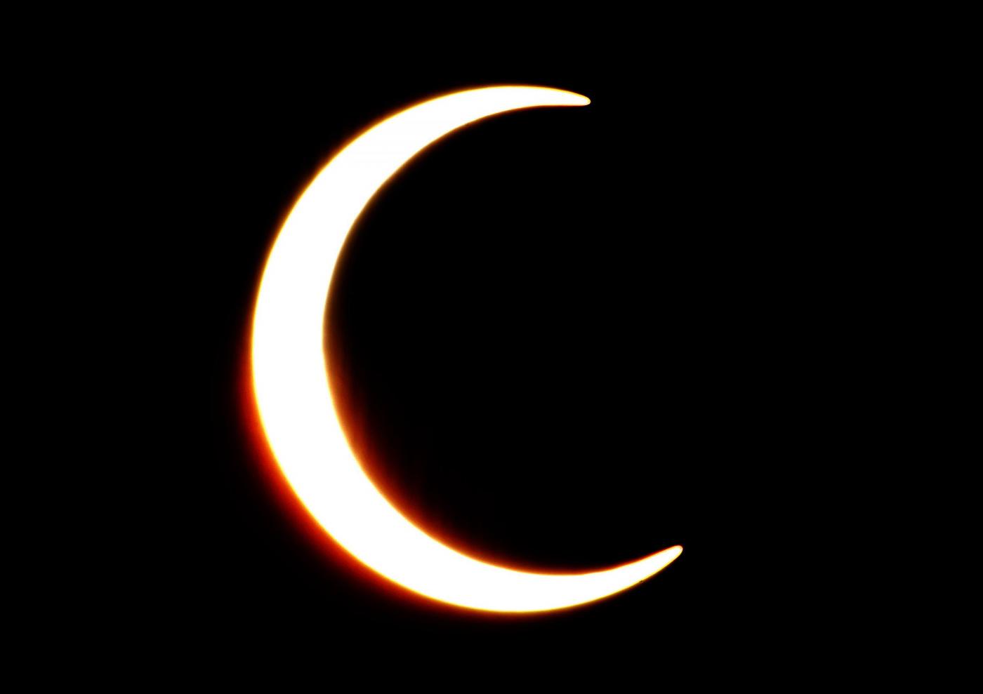 Spettacolare Eclissi sole 08