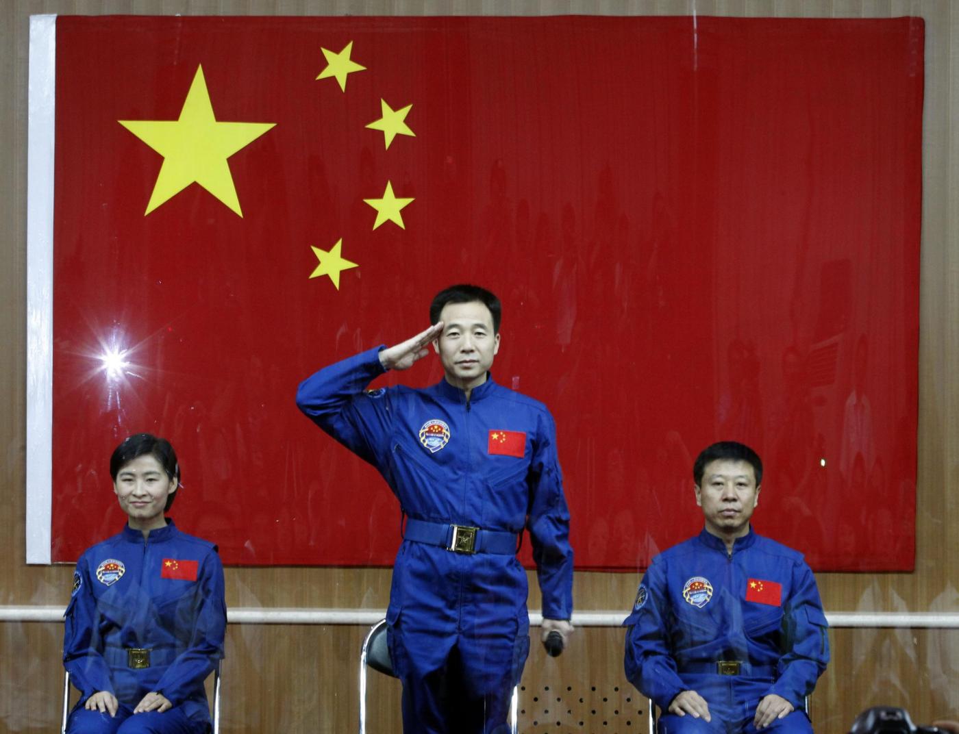 Cina, conferenza missione nello spazio010