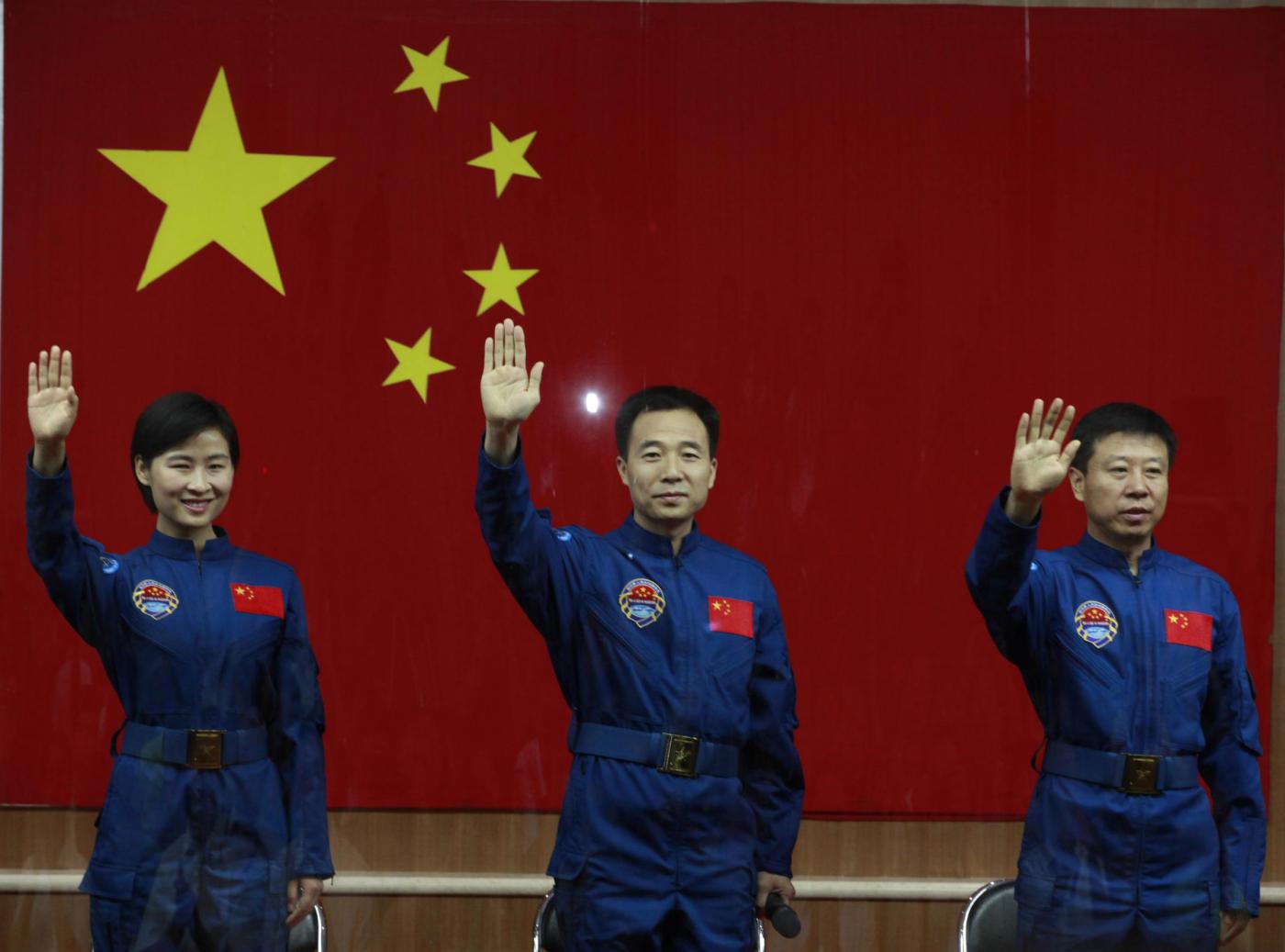 Cina, conferenza missione nello spazio09