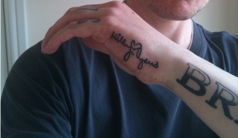 L'uomo con 15 tatuaggi su Miley Cyrus 02