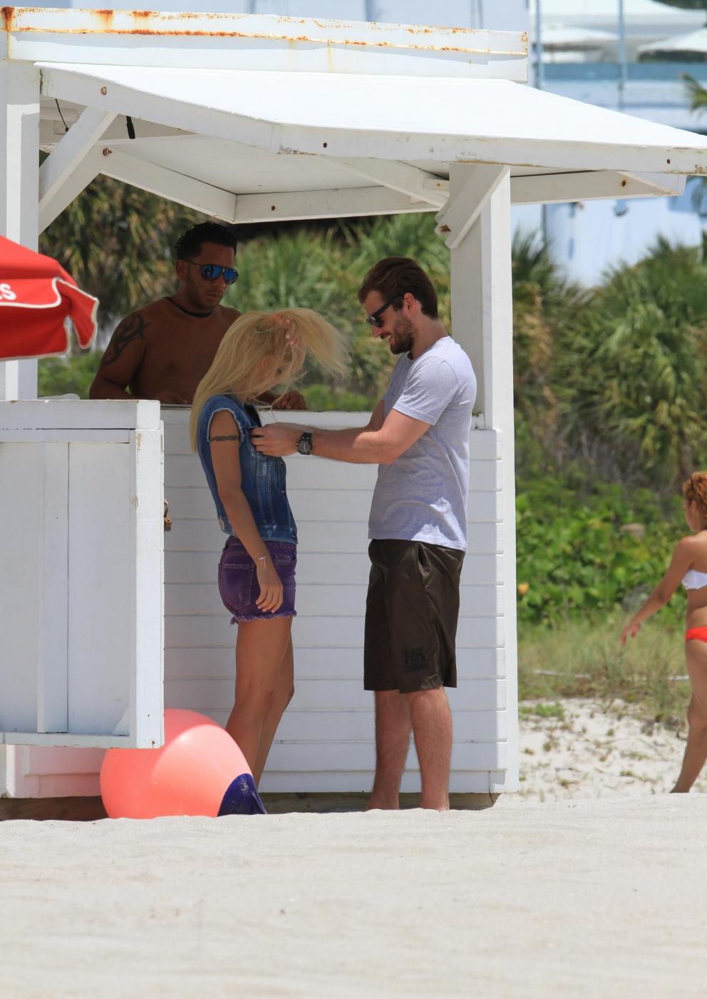 Michelle Hunziker e il fidanzato in vacanza a Miami02