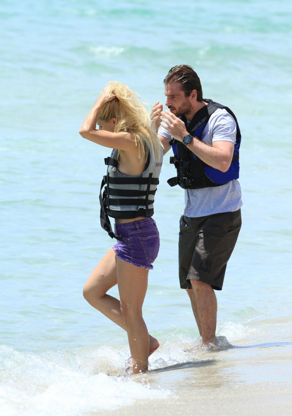 Michelle Hunziker e il fidanzato in vacanza a Miami007