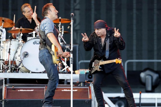 Oslo, Bruce Springsteen ricorda le vittime di Utoya in concerto03