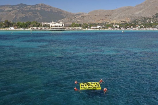 Greenpeace contro le trivelle nel Canale di Sicilia 12