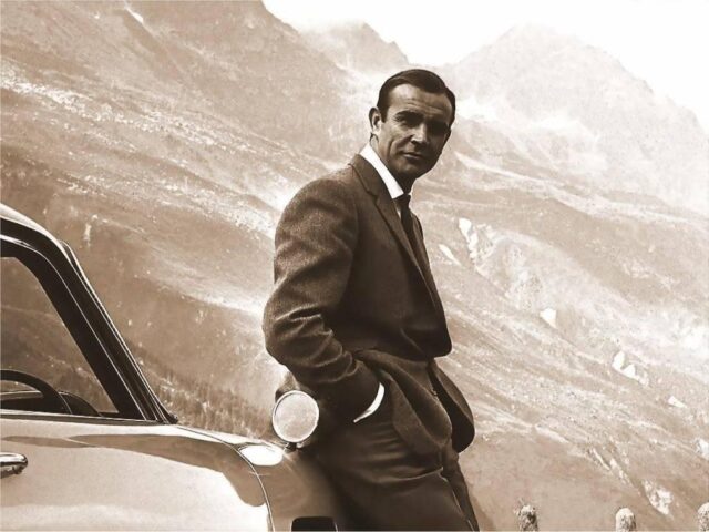 James Bond mostra 50 anni