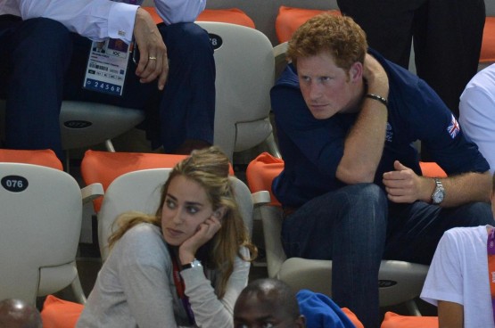 Olimpiadi 2012 -Il Principe Harry alla sessione finale di nuoto01