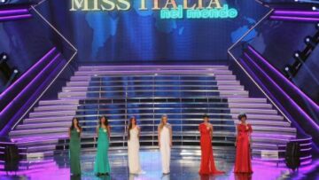 Miss Italia: Raul Bova, Mara Venier, Vincenzo Salemme in giuria