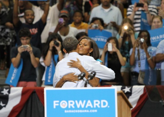 Michelle e Barack Obama festeggiano 20 anni di matrimonio 06