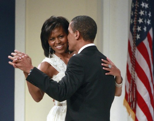Michelle e Barack Obama festeggiano 20 anni di matrimonio 02