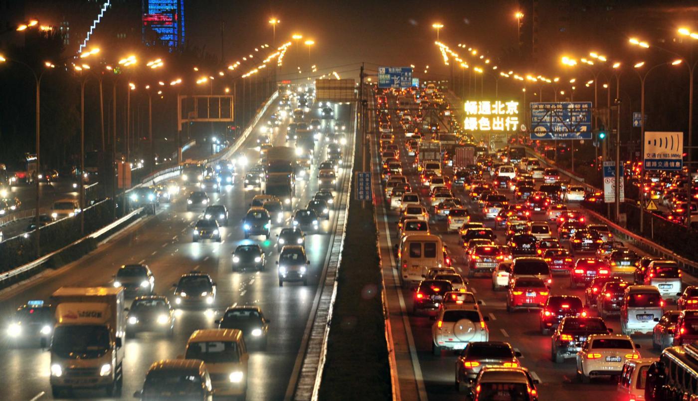Cina, festa nazionale- lunghe code in autostrada04