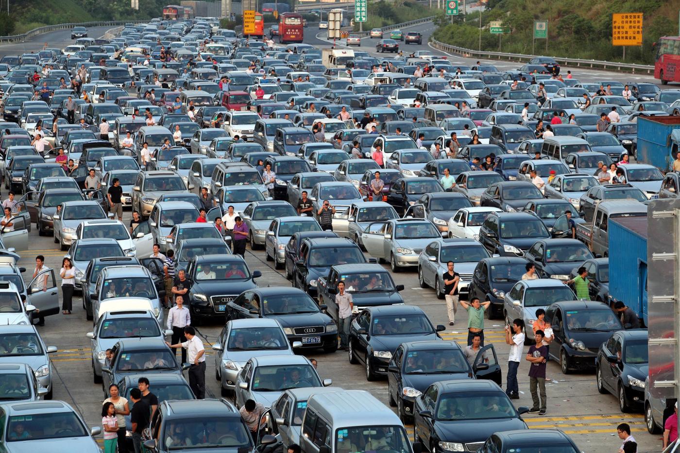 Cina, festa nazionale- lunghe code in autostrada03