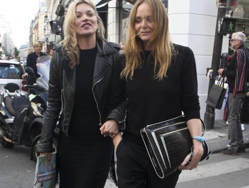 Kate Moss e Stella McCartney a Parigi per la Fashion Week02