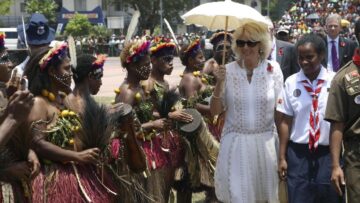 Il Principe Carlo e la consorte Camilla in Papua Nuova Guinea06