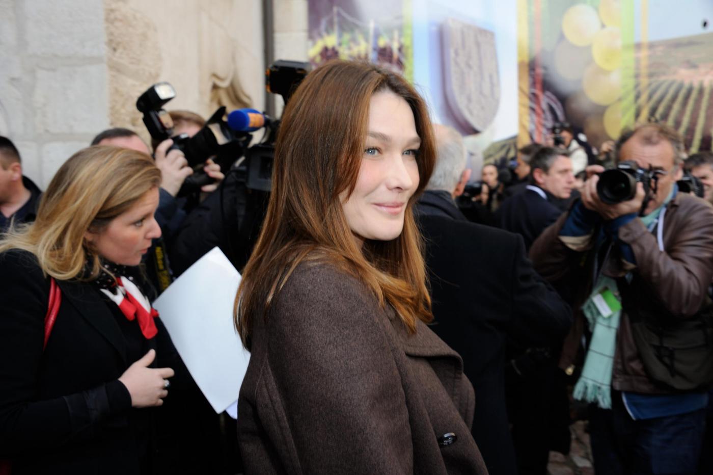 Carla Bruni-Sarkozy alla 152° Wine Charity05