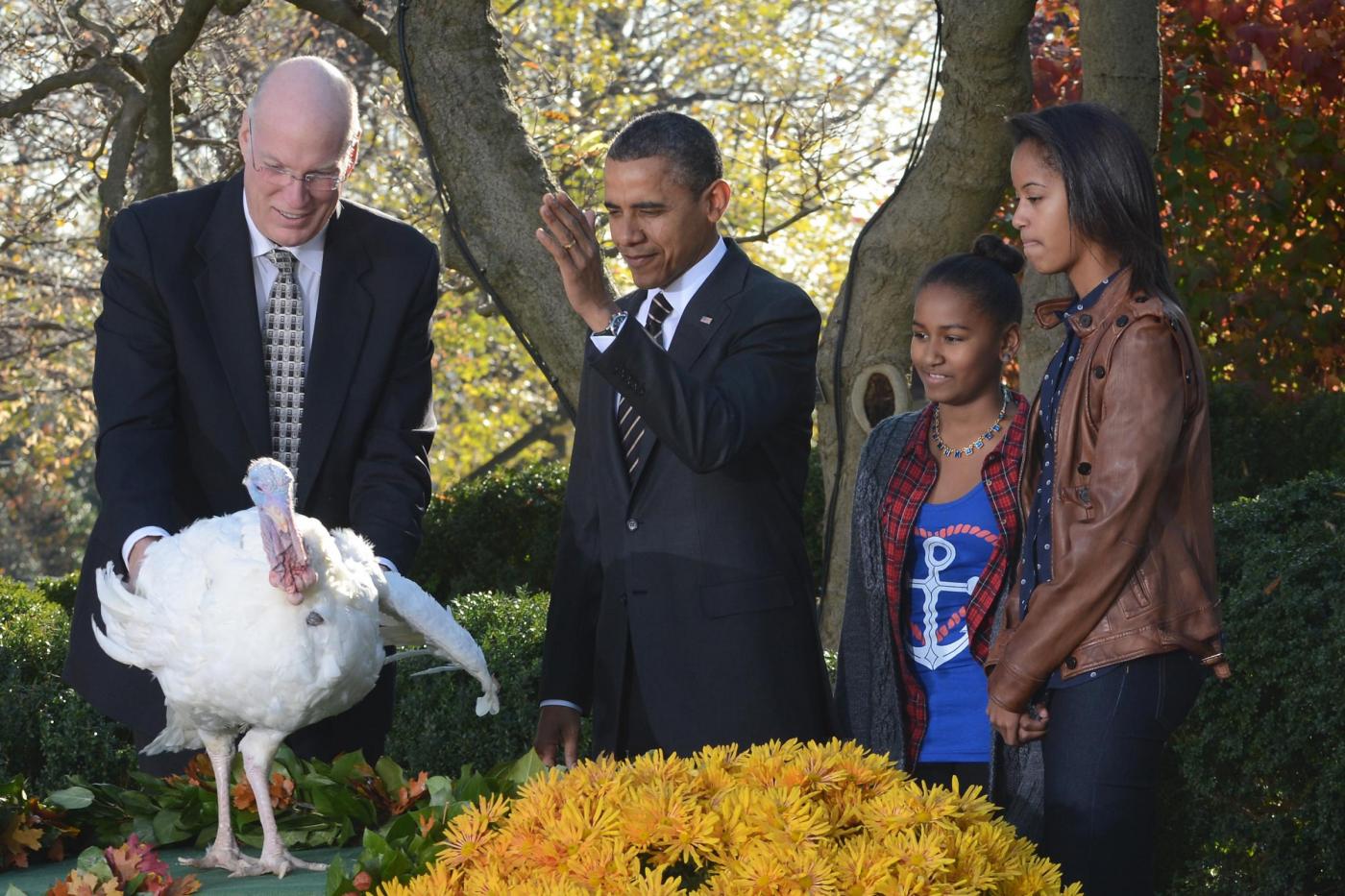 Obama e le figlie cerimonia per il thanksgiving day03