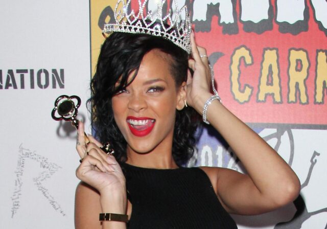 Rihanna incoronata regina di Halloween 02