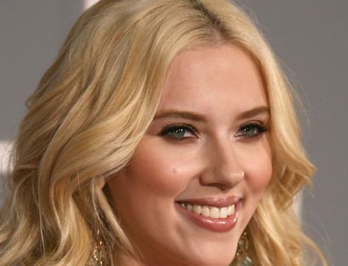 Scarlett Johansson querela editore francese: "Violato la mia privacy"