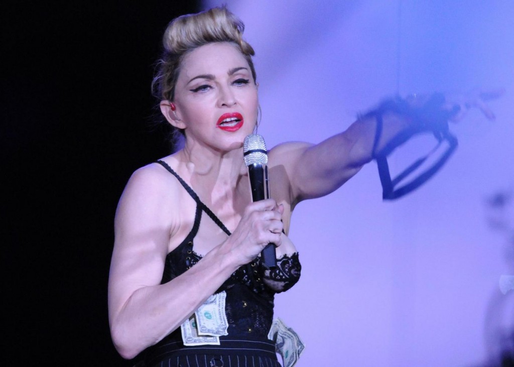 Madonna influenzata sul palco di Buenos