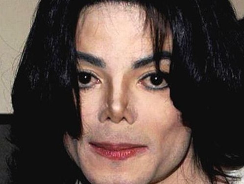 "Michael Jackson giocava con gli escrementi", racconto della cameriera