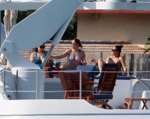 Jennifer Lopez in barca06