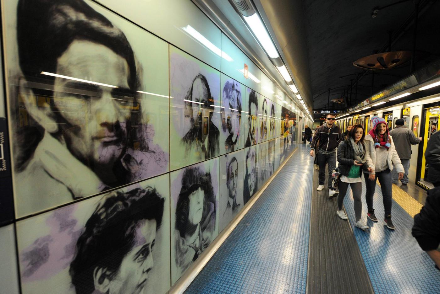 Napoli, le stazioni della metropolitana diventano un museo10