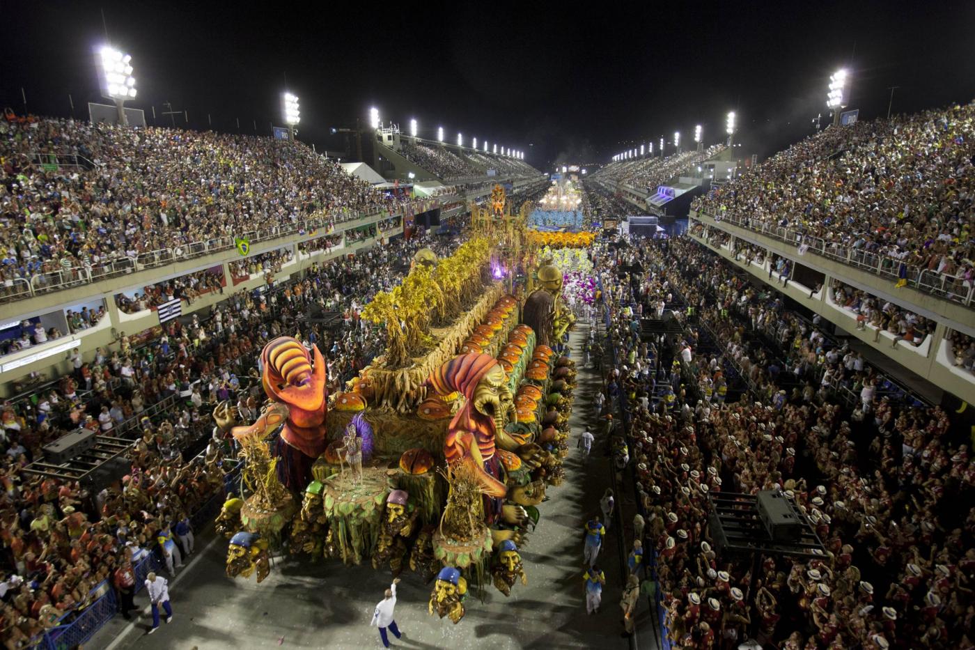 Carnevale di Rio de Janeiro: attese più di un milione di persone05