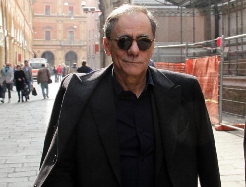 Roberto Vecchioni compie 70 anni, Gianni Morandi fa auguri su Fb
