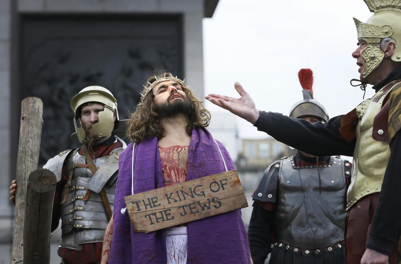 La "Passione di Cristo" a Trafalgar Square04