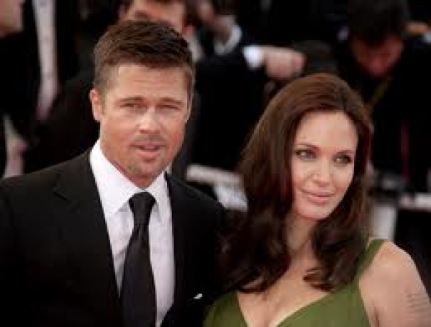 Brad Pitt, Helen Mirren... Quando le star di Hollywood si davano al porno