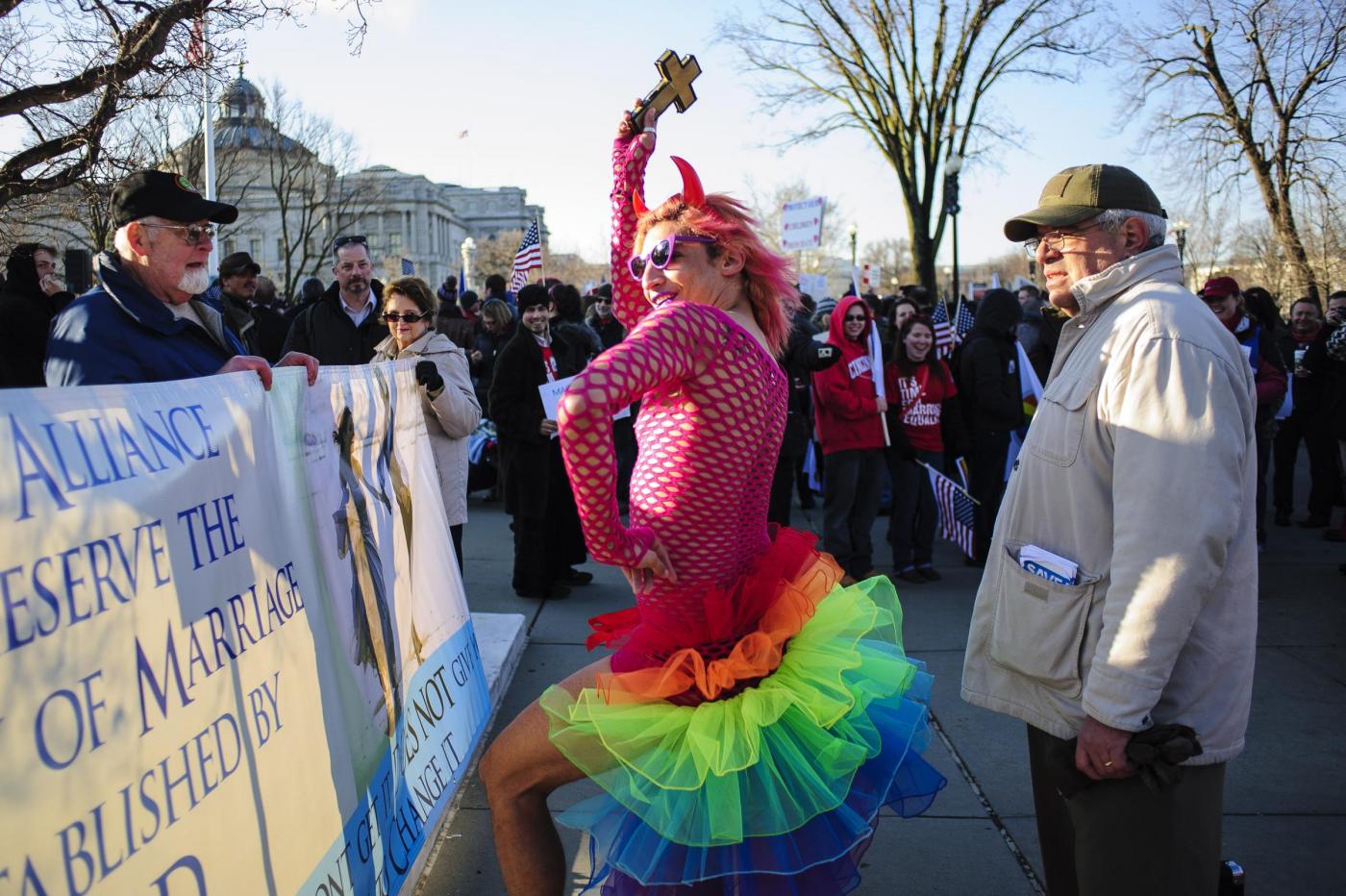 Usa, udienza su matrimoni gay: manifestazioni davanti alla Corte suprema03
